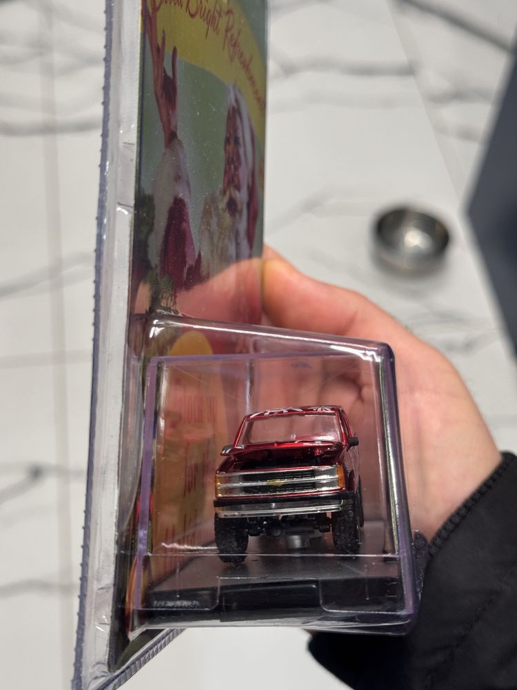 M2 1993 Chevrolet Silverado 1500 4x4 Coca-Cola Św. Mikołaj gablotka HW