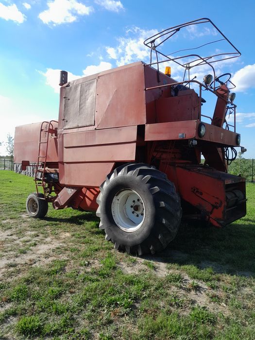 Kombajn bizon Z 056