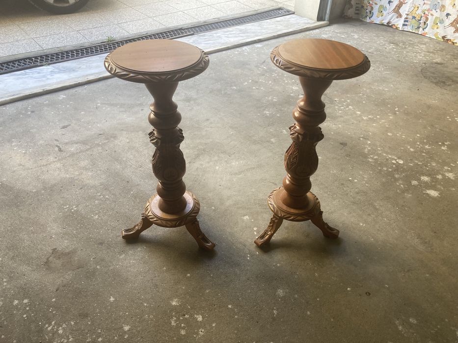 Bases em madeira para colocar decoracoes.