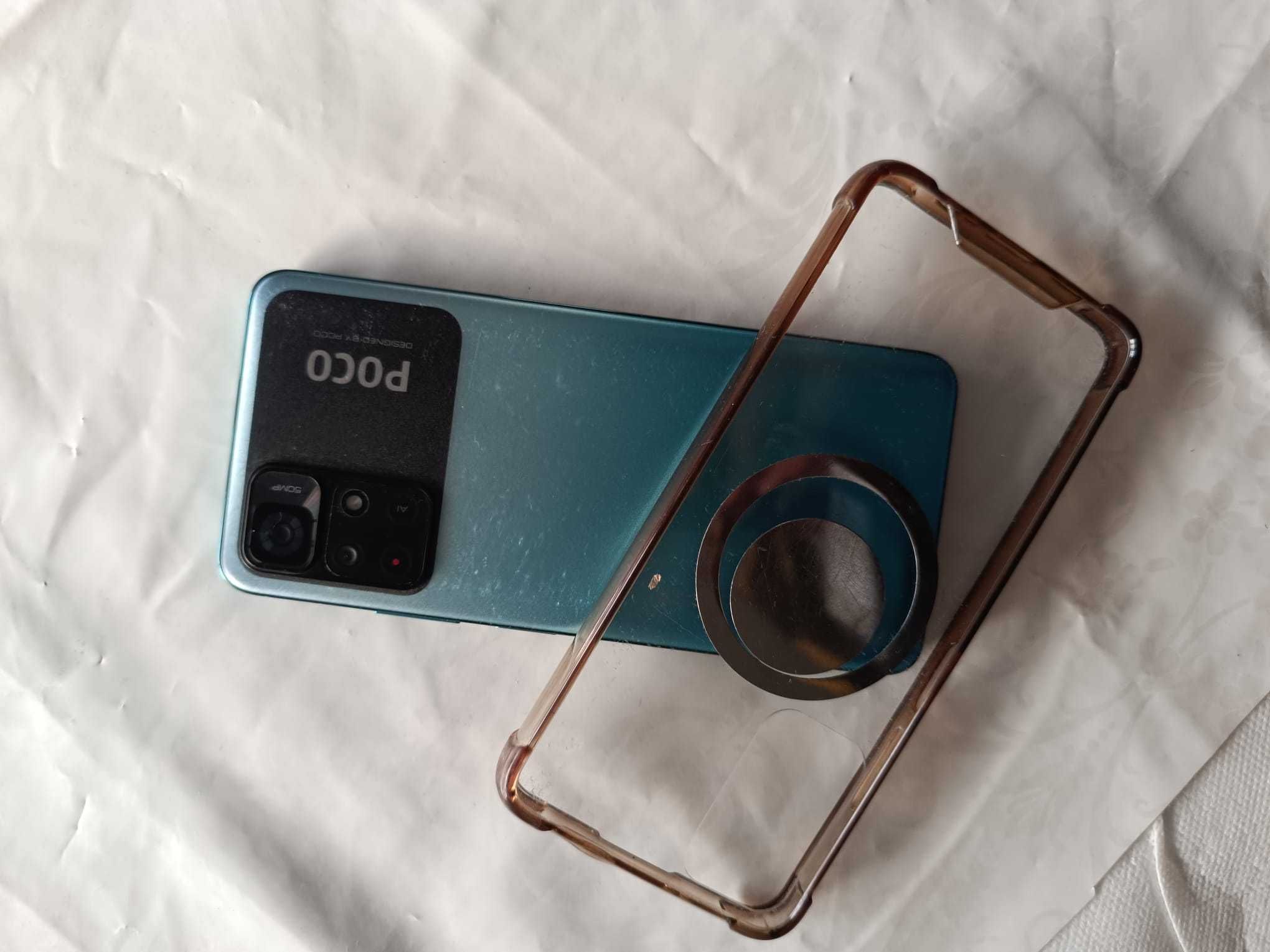 Telemóvel Poco M4 Pro 5G, 128GB, câmara 50MP, 5000 mAh.