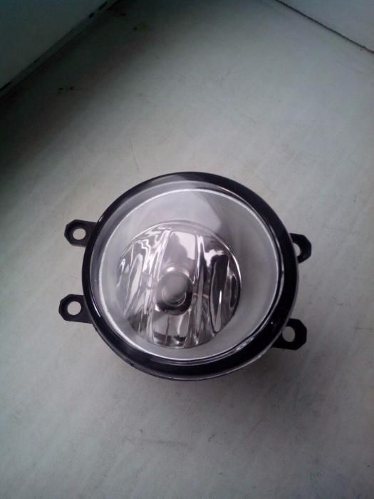 Противотуманка, туманки на toyota camry, avensis, corolla, auris, rav4