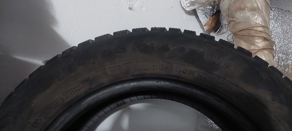 Продам Шипованную Резину Нокиян 7 185/65 R15