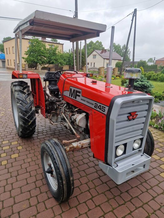 Ciągnik massey ferguson 245