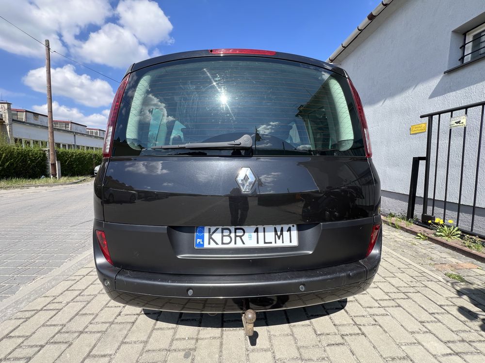 Renault Espace 2.0 rok 2012 7 miejsc tomtom hak