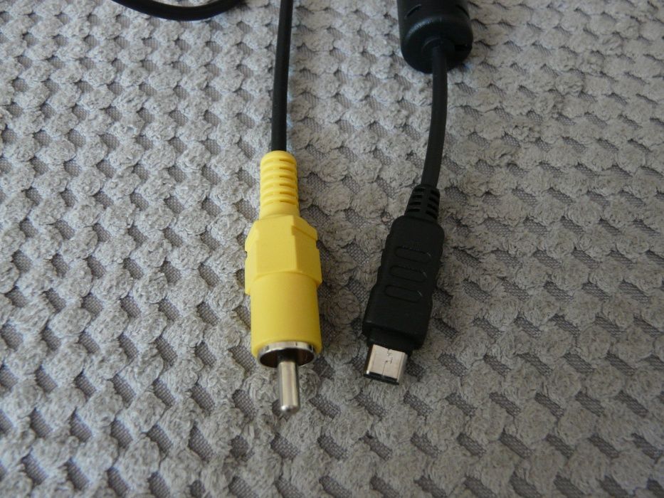 Kabel mini USB - wtyk 1xRCA - 150cm