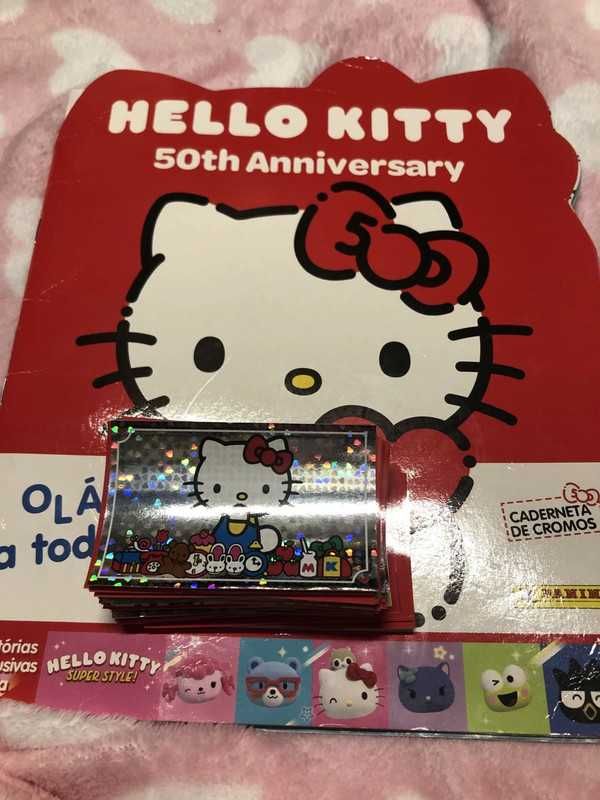 Vendo Cromos Hello Kitty 50th Anniversary Panini
