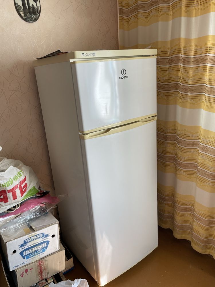 Продам 3-х кімнатну квартиру, вул. Молодіжна