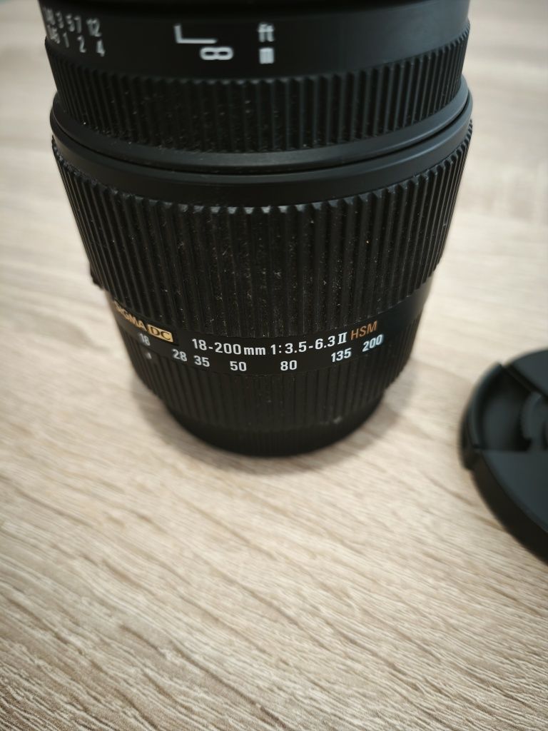 Vendo objetiva Sigma 18-200mm para Canon