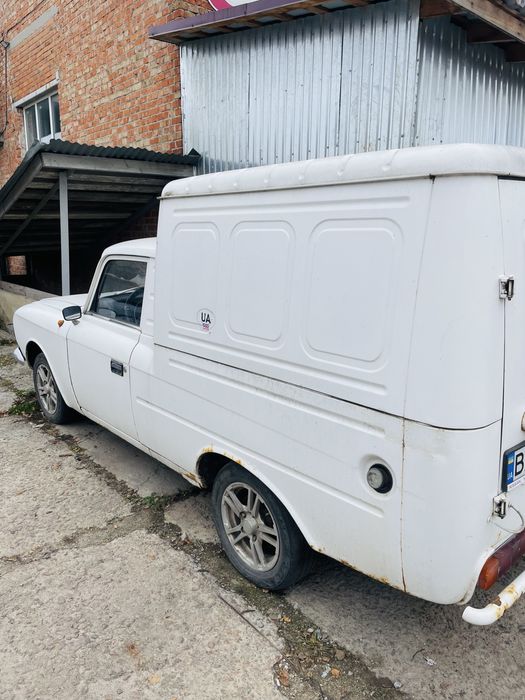 Продам ИЖ 2715 Пиріжок)