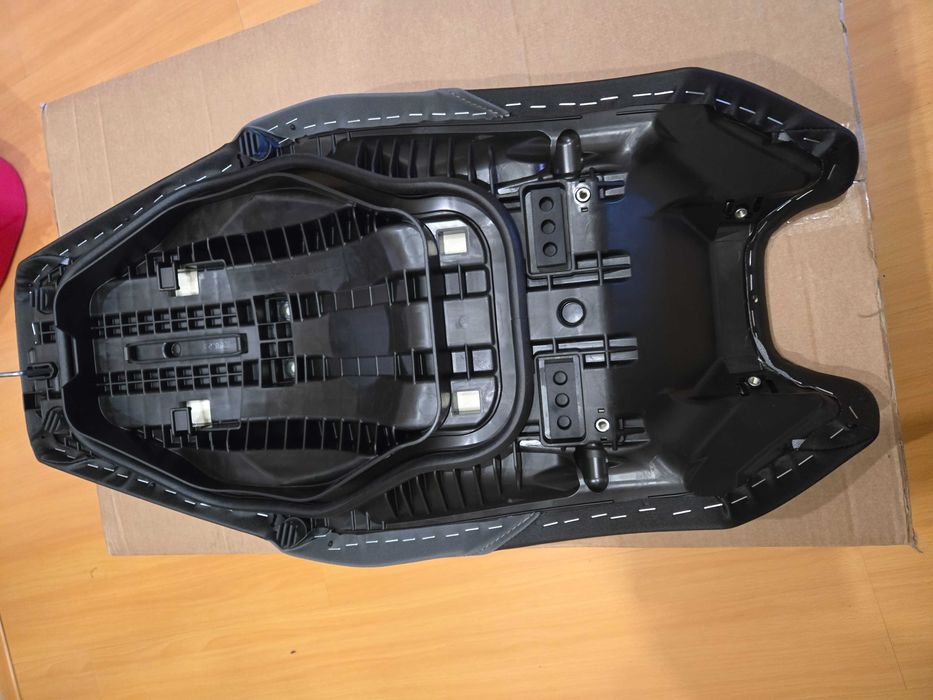 Banco Honda X-Adv 750 / 2025
