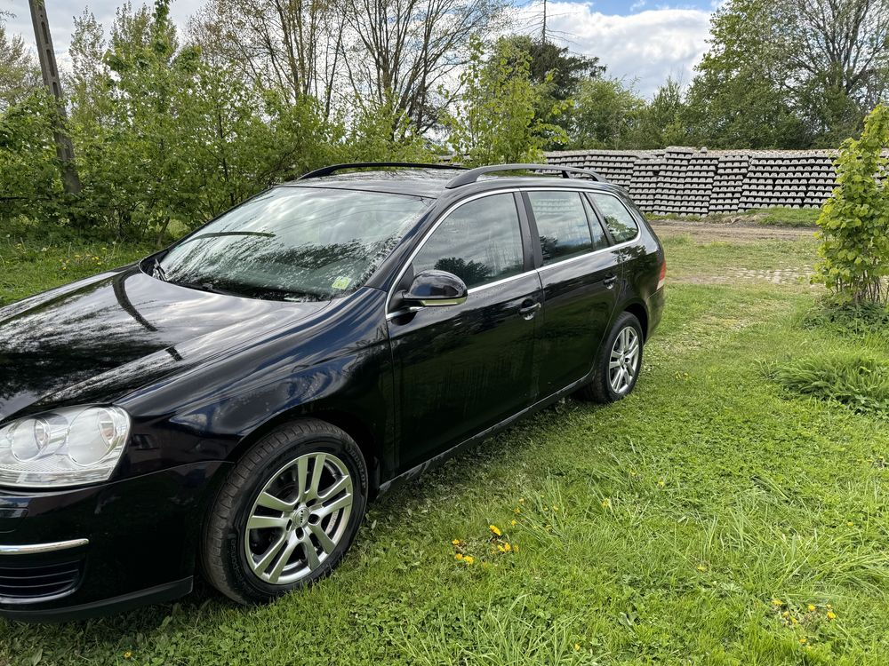 Zadbany Volkswagen Golf V Sprowadzony Z niemiec Do oplat