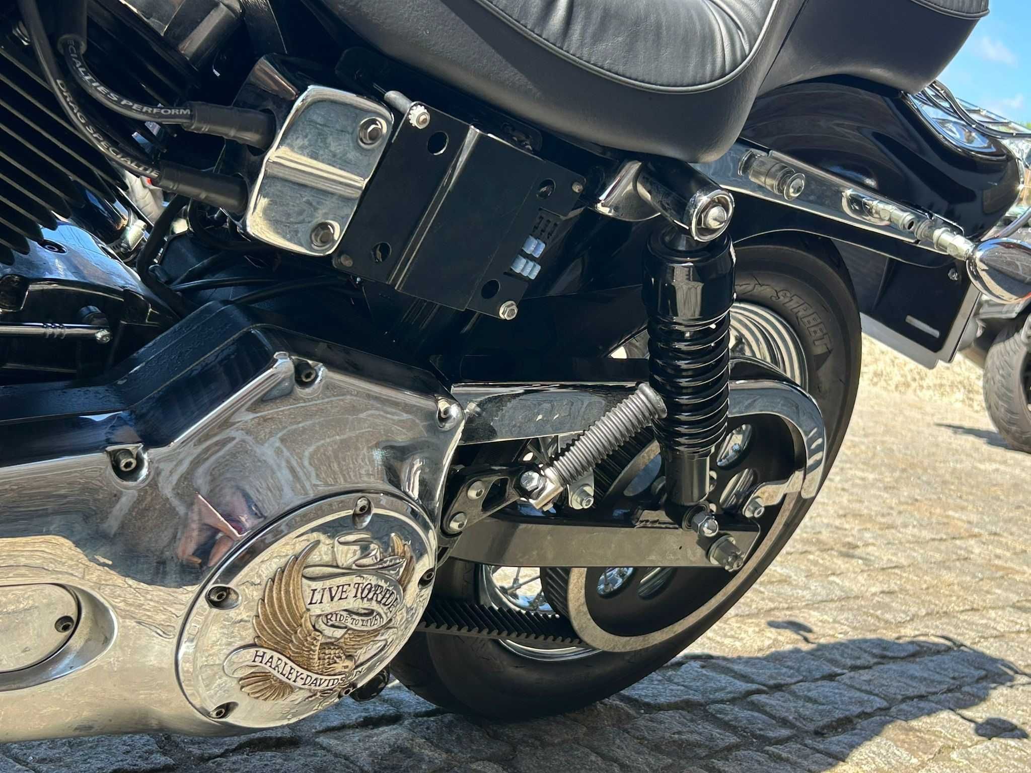 Harley Davidson Dyna Wide Glide - 01