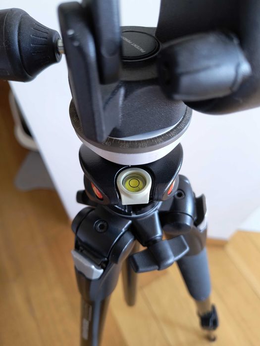 Statyw Manfrotto 055XPROB + głowica Manfrotto 808RC4 z płytką