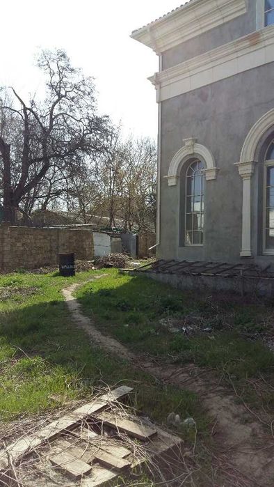 Новое здание 1200 м2 в центре Аркадия под бизнес 13 соток