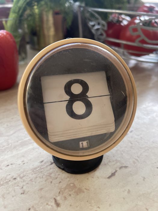 kalendarz datownik klepkowy na biurko PRL unikat bakelit