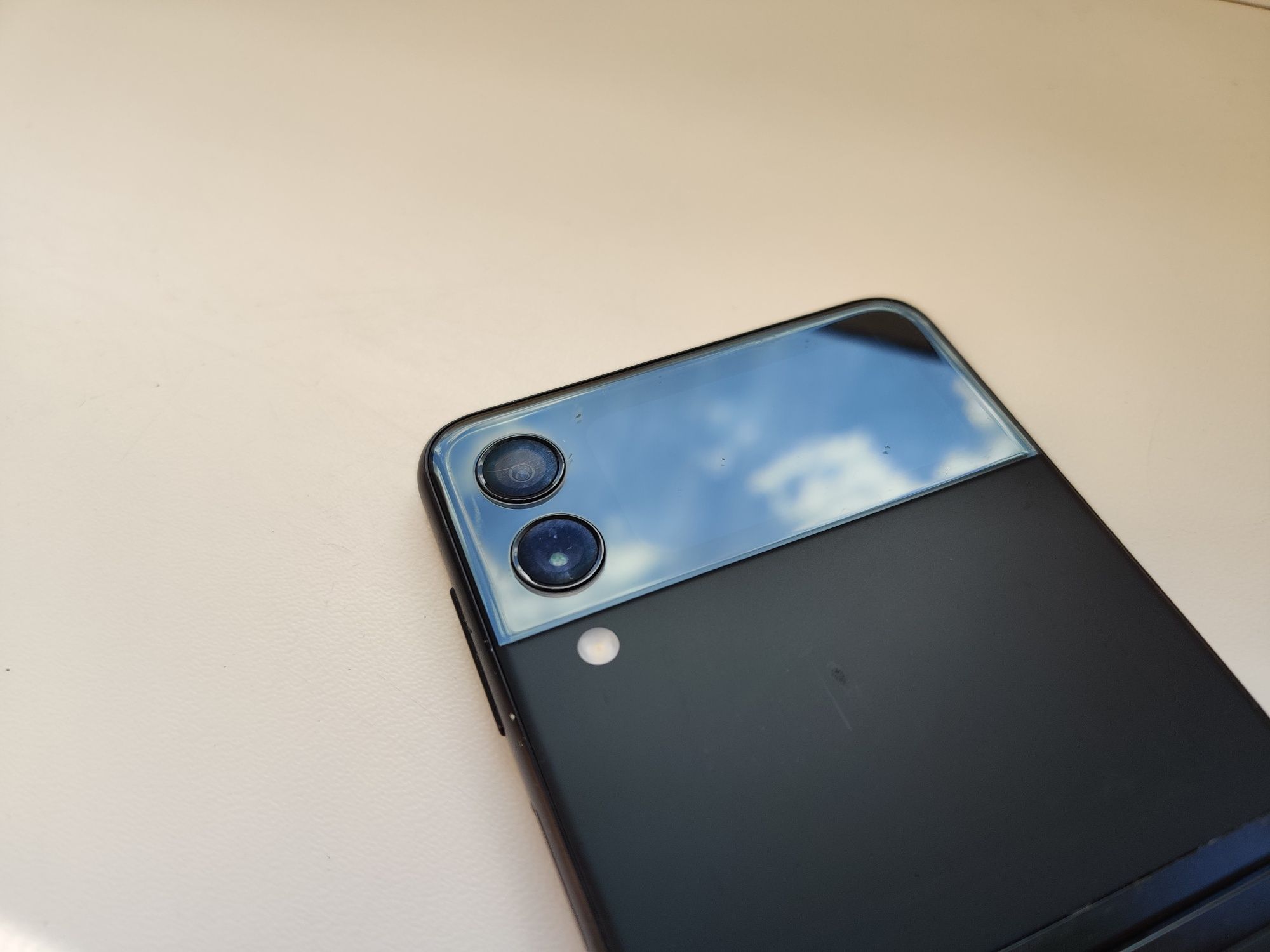 Samsung flip 3 можно пользоваться