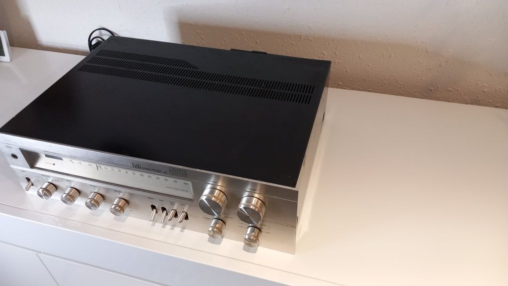 Loewe ,DUX ,Philips hi fi  SX 6772/24