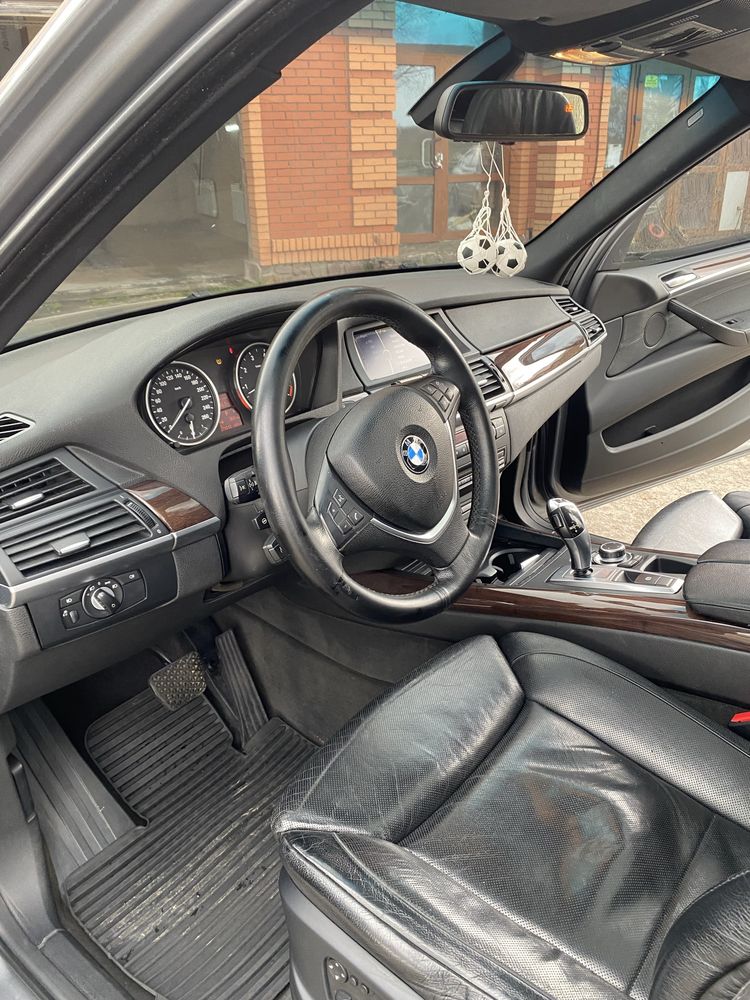 Продам свою улюблену BMW X5