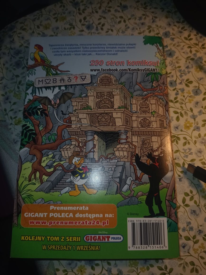 Gigant-komiks z Kaczorem Donaldem