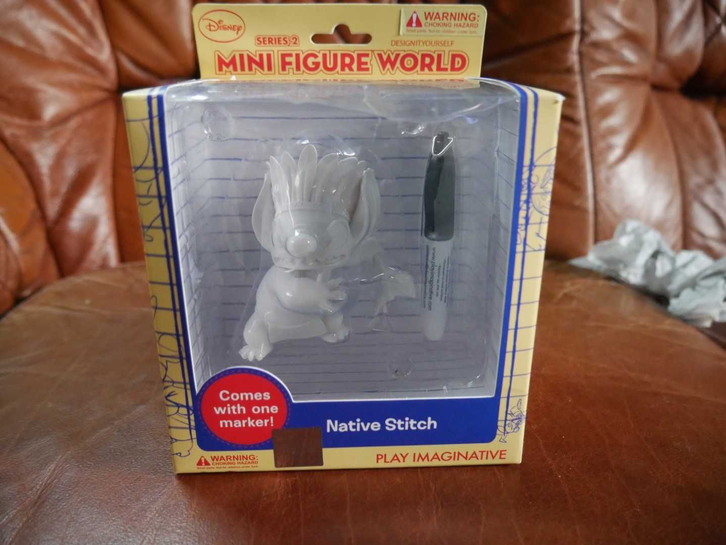 DIsney Mini figure Stitch Native