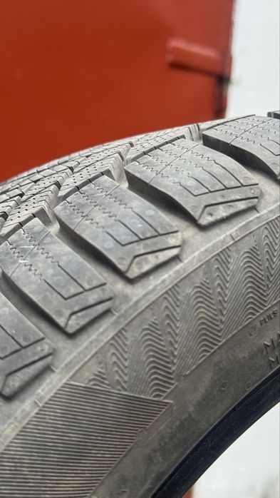 225/45/R18 зимові шини Matador Nordicca V XL (стан нових)