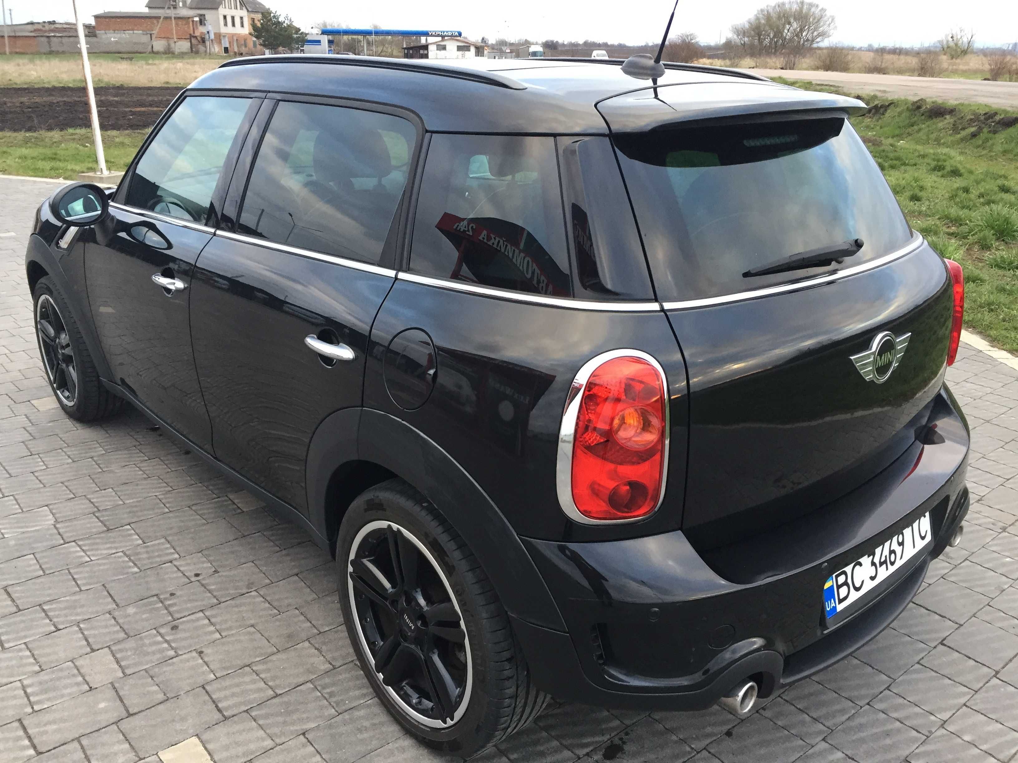 MINI Cooper SD Countryman Chili Harman Kardon