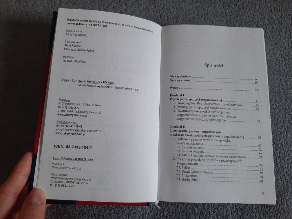 Przestępczość zorganizowana w Polsce i jej zwalczanie Zbigniew Rau