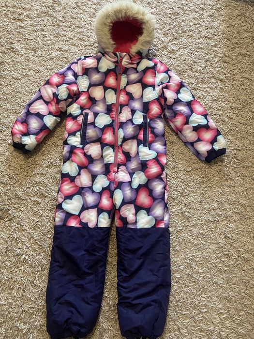 Зимний комбинезон фирмы sinsay