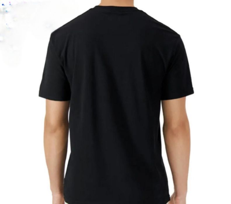 Чоловіча футболка Gildan Light Cotton чорна.