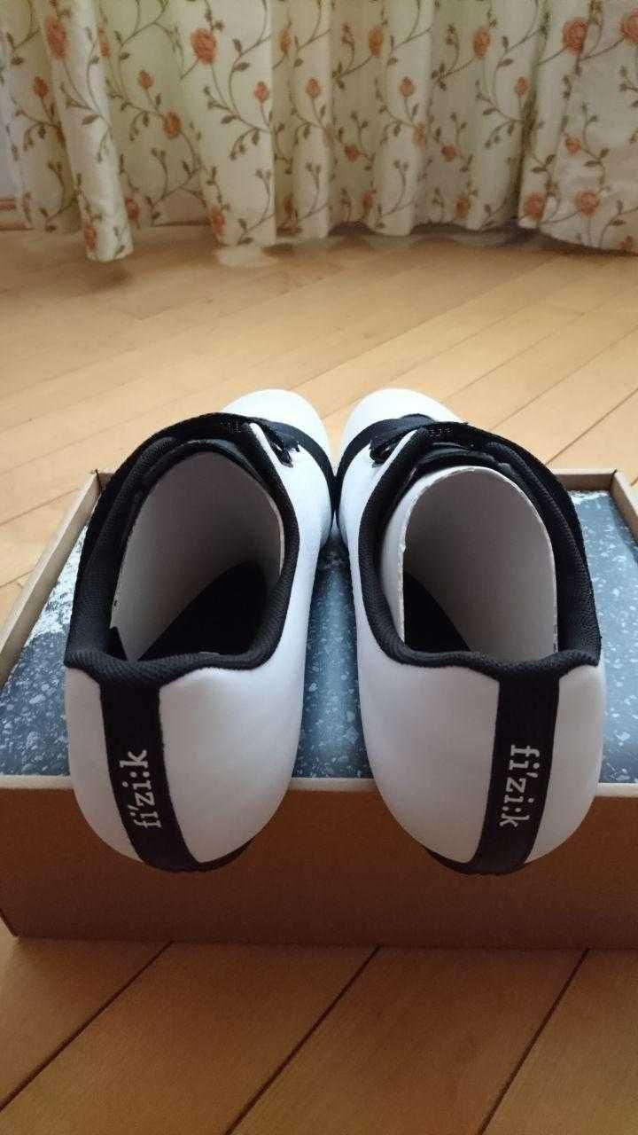 Продам взуття Fizik Tempo R5 Powerstrap