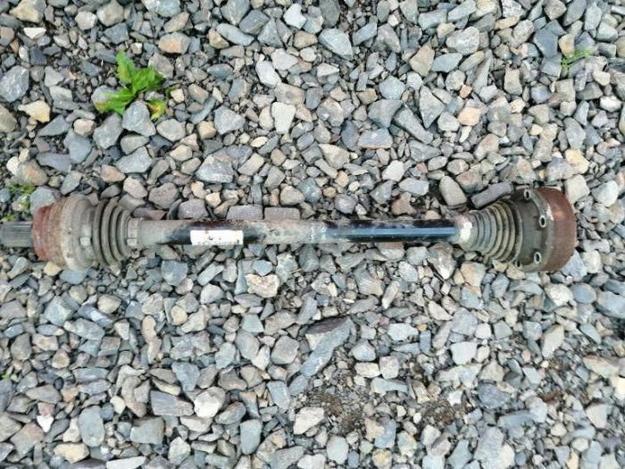 Półoś tylna lewa prawa Skoda Octavia Superb Seat Audi Q3 TT VW Passat