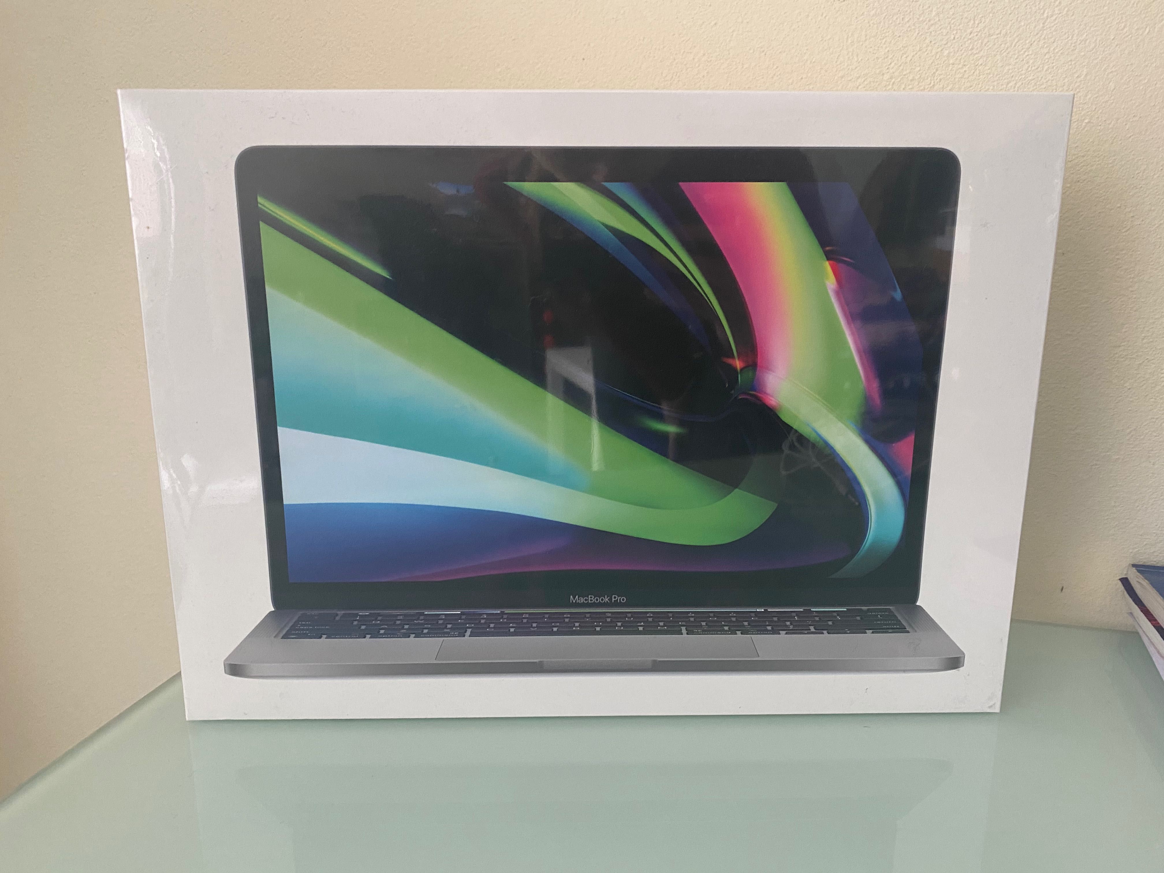 MacBook Pro 13" M1/8GB/256GB/ Gray - stan idealny