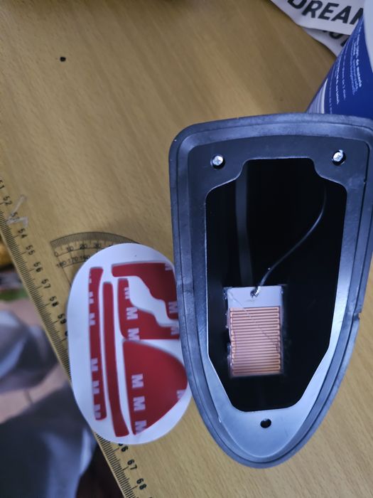 Antena barbatana de tubarão