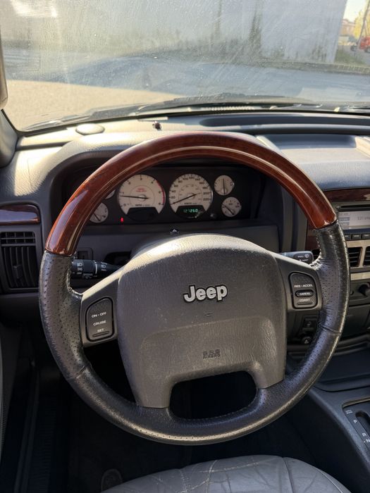 Cherokee 2.7CRD Overland