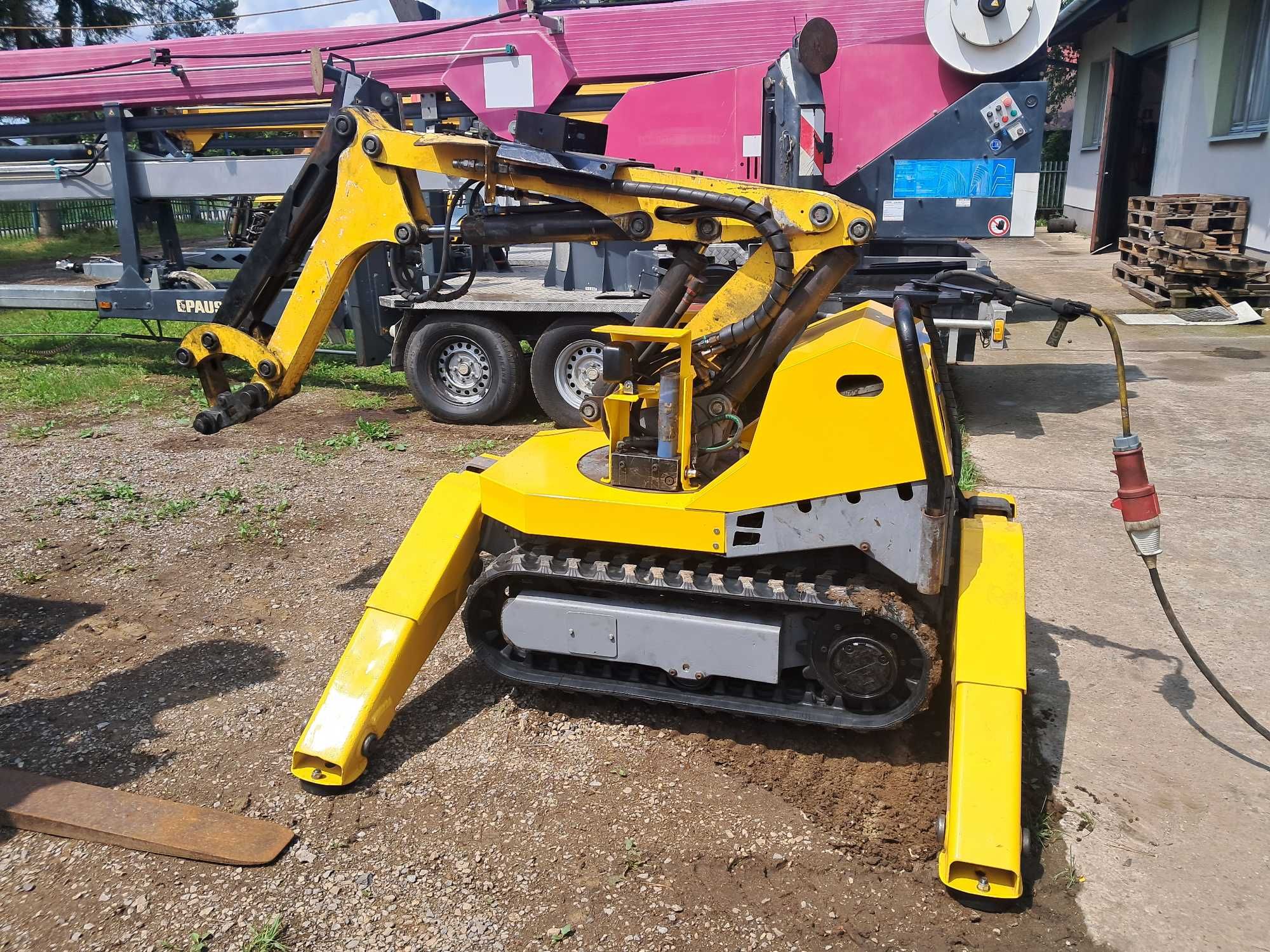 Robot Wyburzeniowy Brokk 90 ,2008r+ młot Atlas Copco SB 152