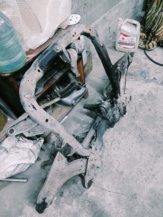 Продам подрамник Опель комбо