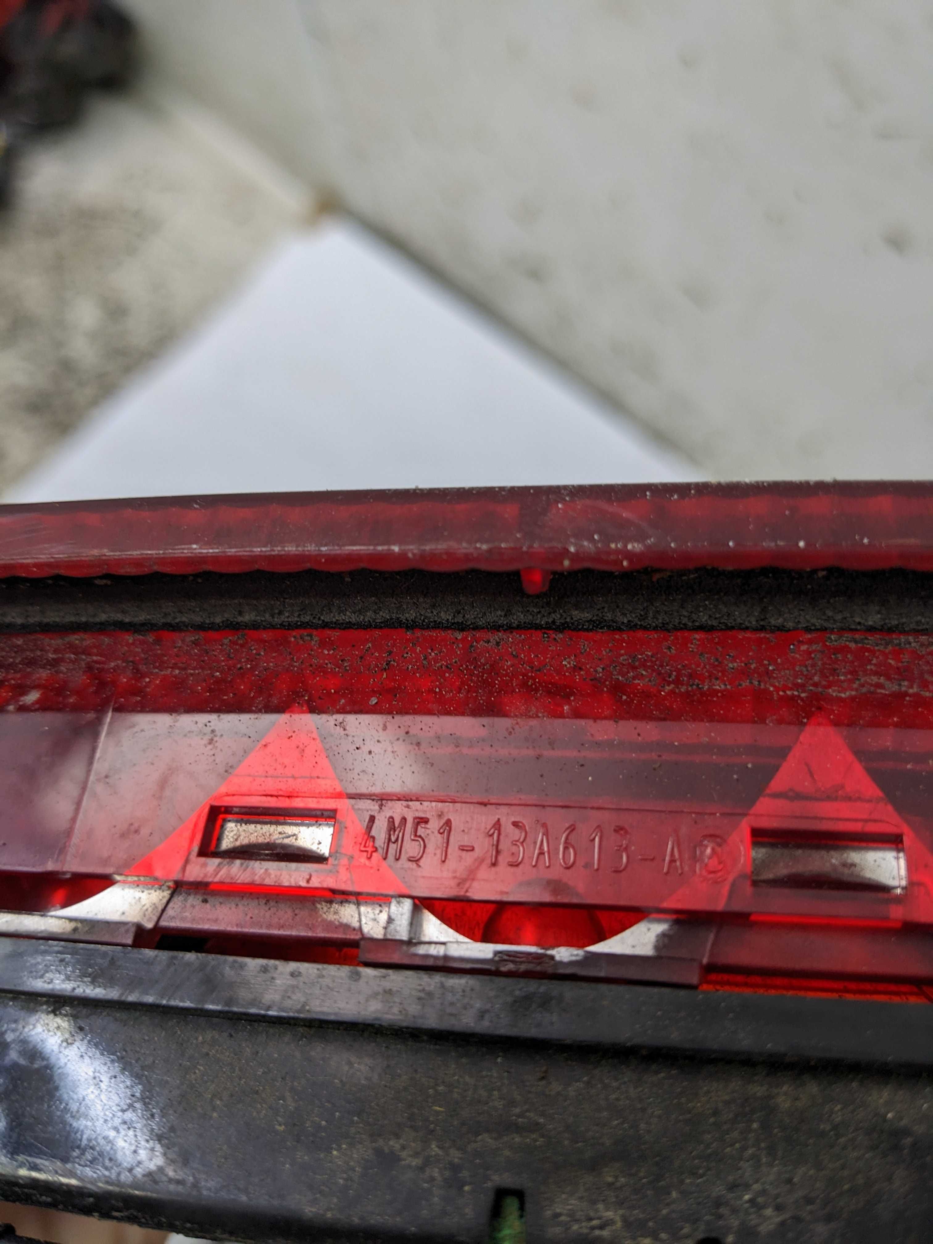 Ford Focus MK2 FL HB Światło Stop Stopu Trzecie