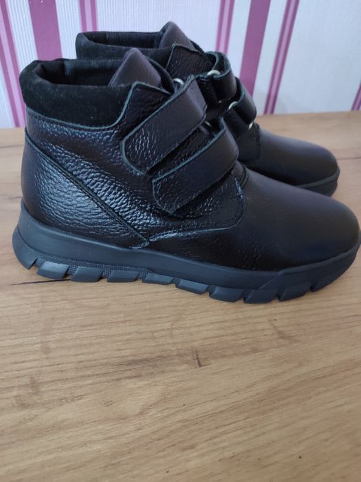 Ботинки зимние новые