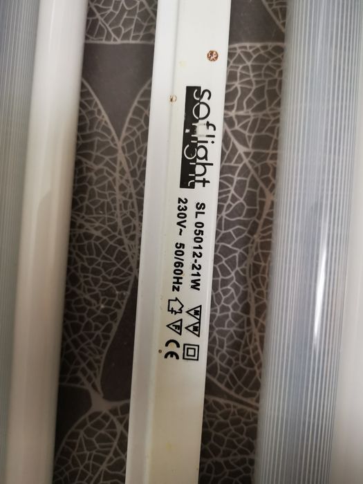 Régua armação lâmpada fluorescente 84cm e 28cm T5