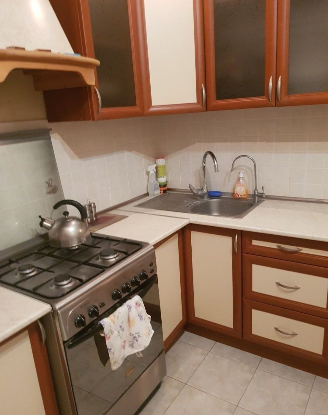 Продам 2к квартиру вул.Святоюріївська 22 південна частина Вишневого