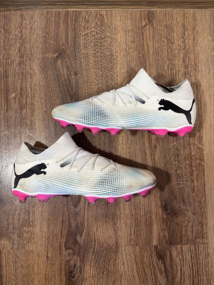 Бутси PUMA Future 7