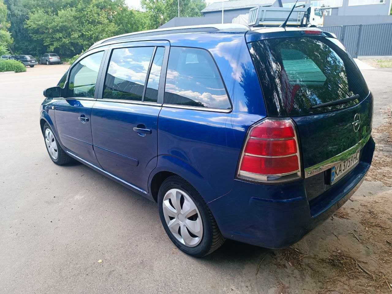 Продаю Оpel Zafira B, 2005р, куплена у Німеччині в 2022р., 7 місцева.