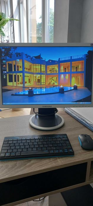 Монитор + системник