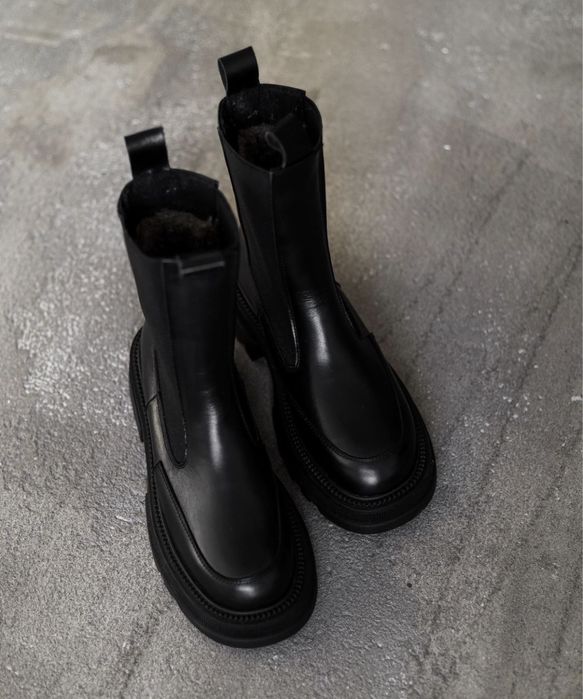 Черевики жіночі