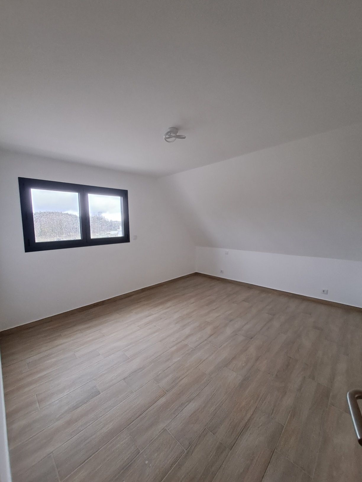 Apartamento T2 no 2 andar, Raposeira, Leiria