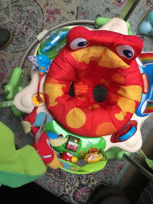 Skoczek dla maluchów - idealna zabawa,