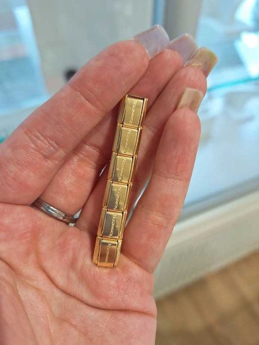 Ogniwa do bransoletki Nomination, Maybeme złote + opakowanie