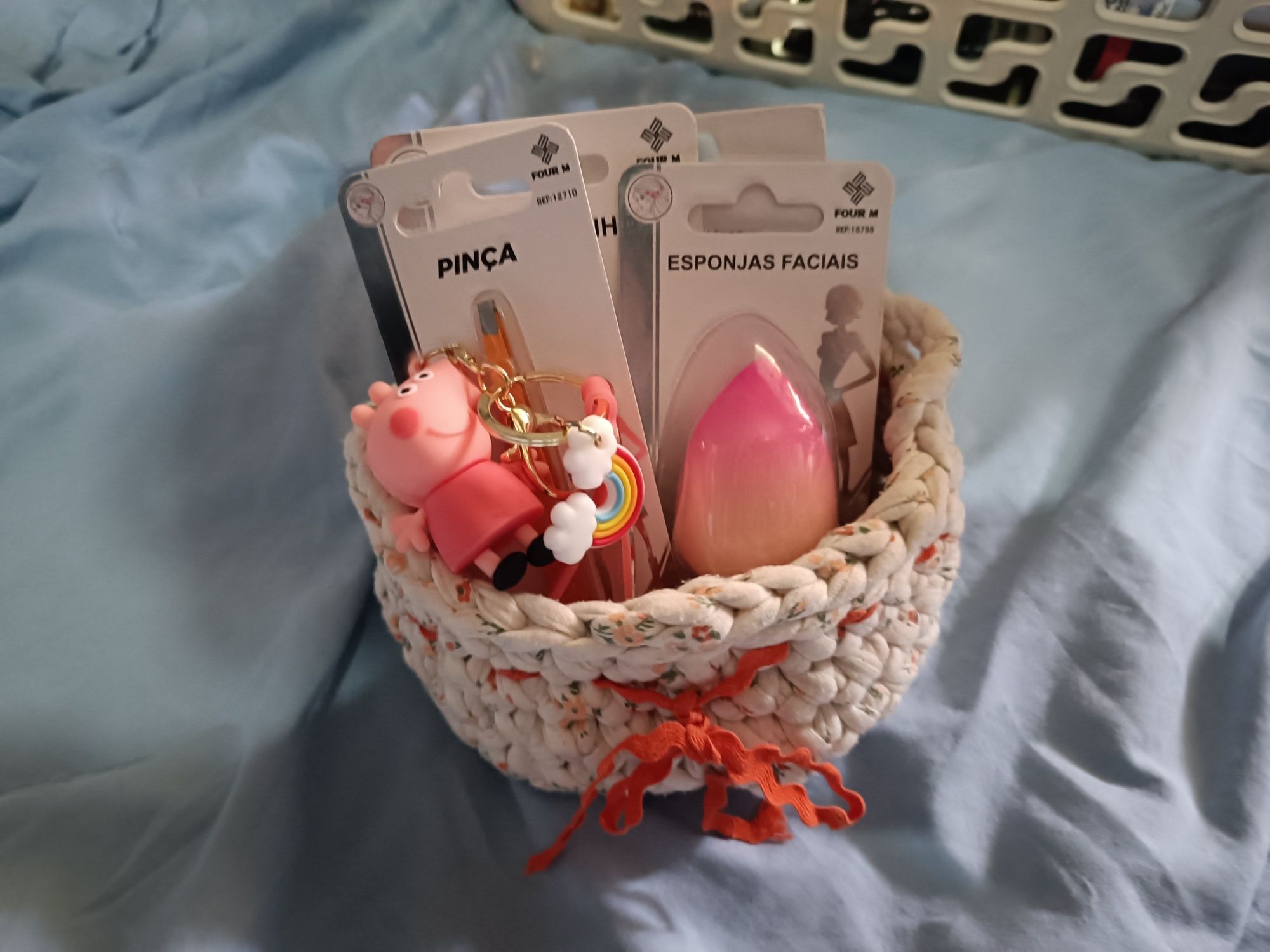 Kit cosmética com cesta