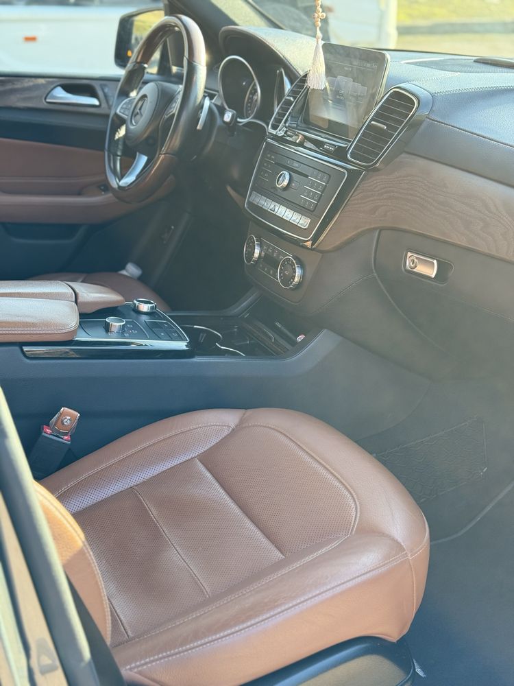 Mersedes Benz GLS 350