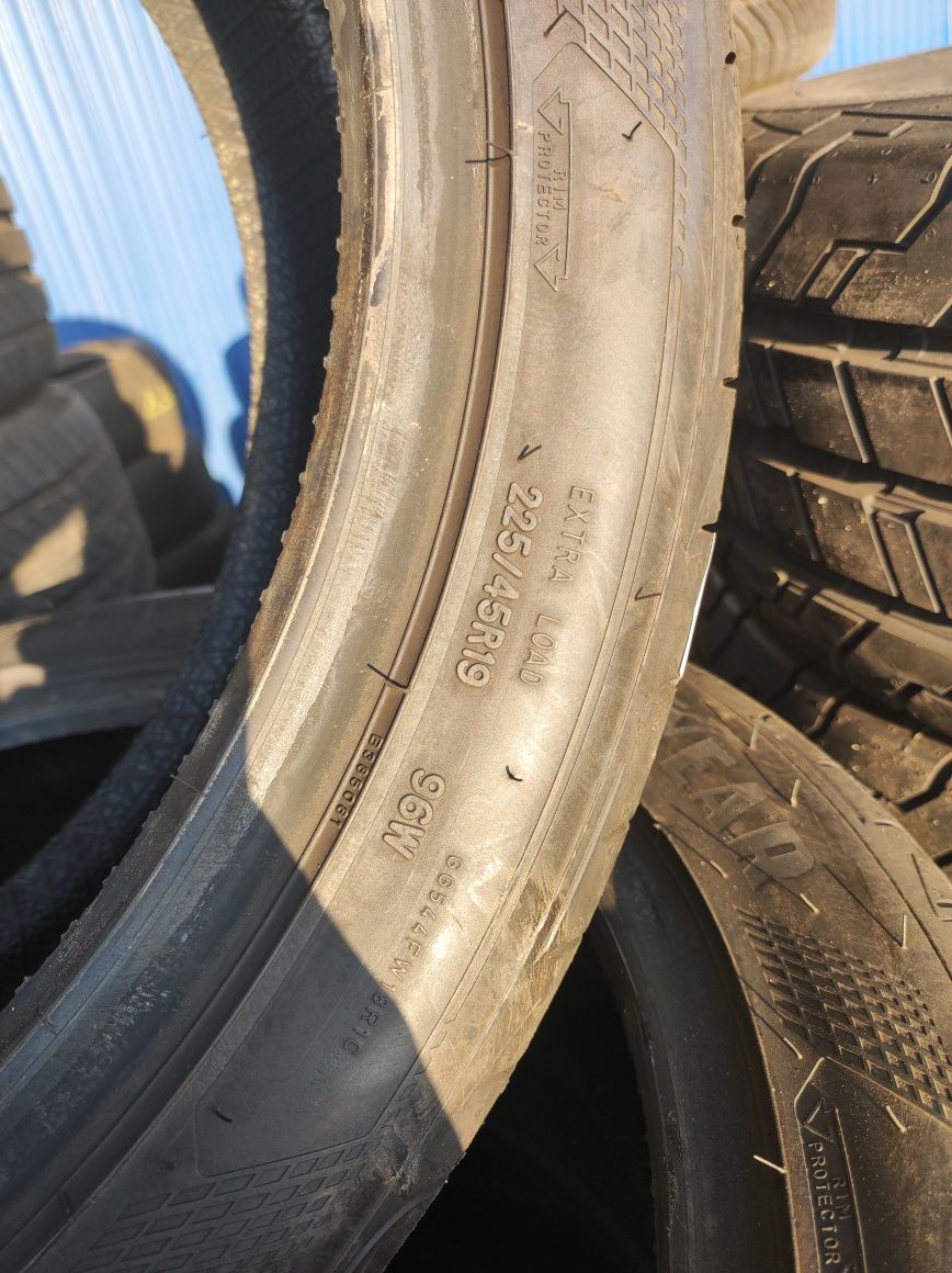 Nowe DEMO opony letnie 225/45R19 96W Goodyear EAGLE F1